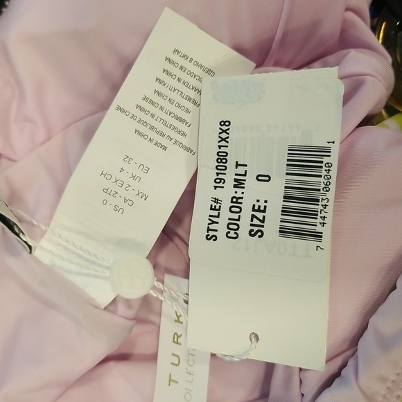 💕TRINA TURK💕 Seychelles Flutter Sleeve One Piece Swimsuit Size 0 NWT Print - Picture 16 of 16